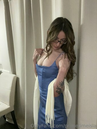 primetimeisla Nude Leaks Photo 16