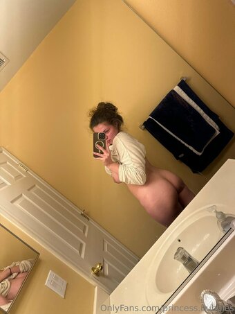 princess.bubbles Nude Leaks Photo 26