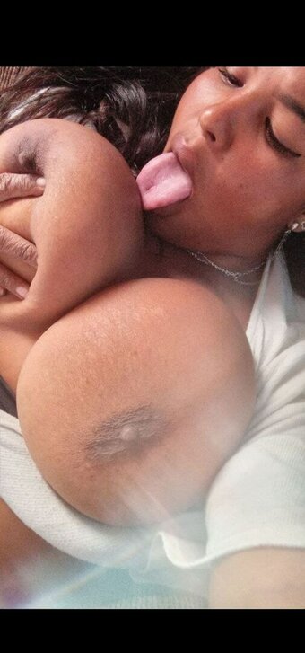 Priscila Pin / PriPinupCurvy Nude Leaks Photo 11