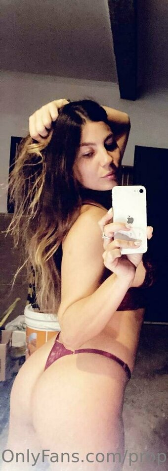 propiee Nude Leaks Photo 2