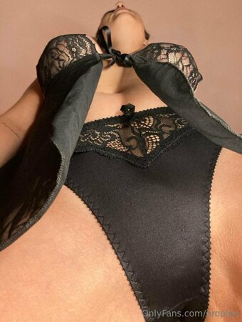 propiee Nude Leaks Photo 16