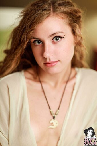 Psychi Nude Leaks Photo 16