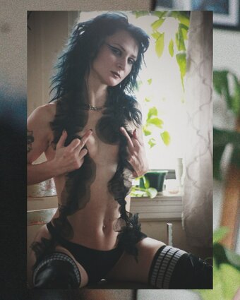 PunkModel / punkdulcie Nude Leaks OnlyFans Photo 8