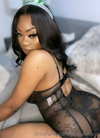 pyteeefans Nude Leaks Photo 26