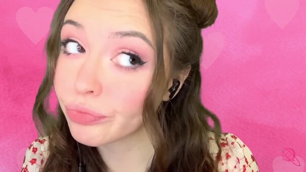 Quantum ASMR / QuantumASMR / carolinecmc Nude Leaks Photo 10