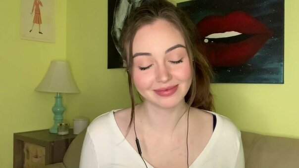 Quantum ASMR / QuantumASMR / carolinecmc Nude Leaks Photo 24