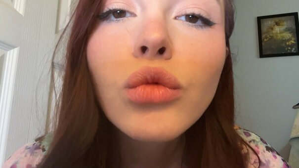 Quantum ASMR / QuantumASMR / carolinecmc Nude Leaks Photo 26
