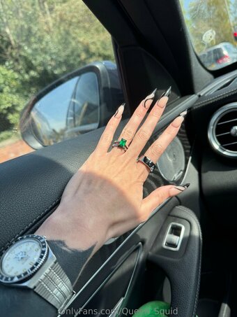 queen_squid Nude Leaks Photo 10