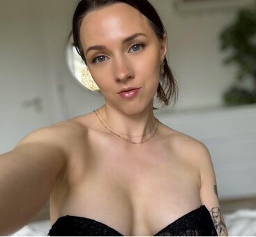 QueenArrow / aka Goddess Arrow / thequeenarrow98 Nude Leaks Photo 1