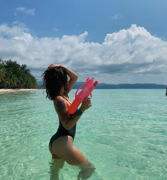 Queenbabe / queenreyyy / queenrih Nude Leaks OnlyFans Photo 16