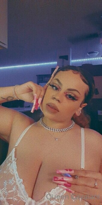 queencavaiani Nude Leaks Photo 3
