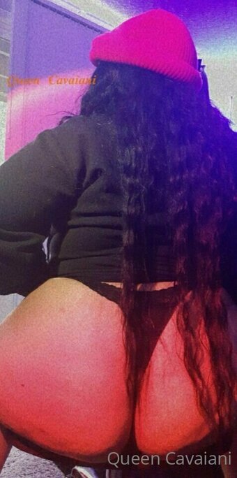 queencavaiani Nude Leaks Photo 15
