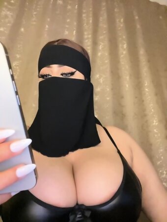 queendina777