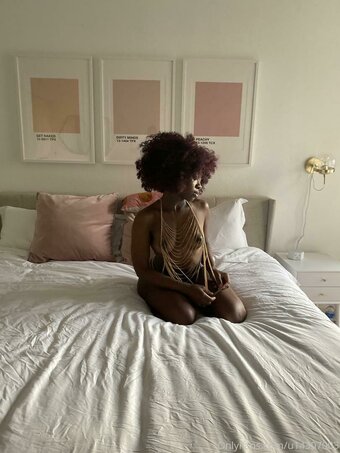 QueenFlexi Nude Leaks Photo 8