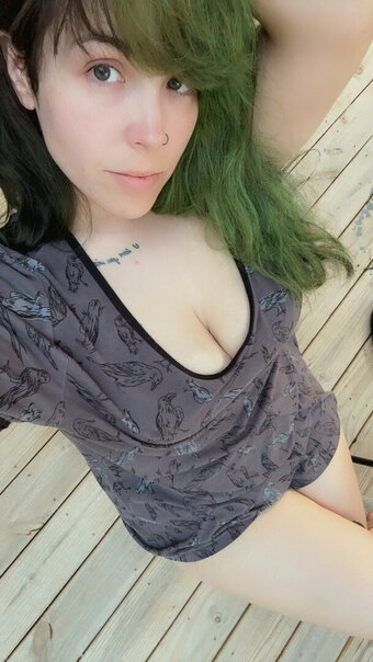 QueenKryptid / Jaclyn Nude Leaks Photo 11