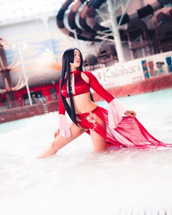 qweeneevee Nude Leaks Photo 2