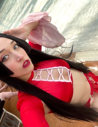 qweeneevee Nude Leaks Photo 14