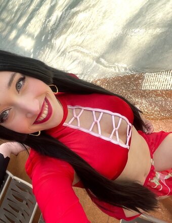 qweeneevee Nude Leaks Photo 16