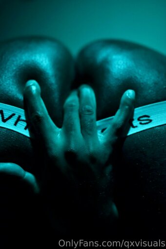 qxvisuals Nude Leaks Photo 17