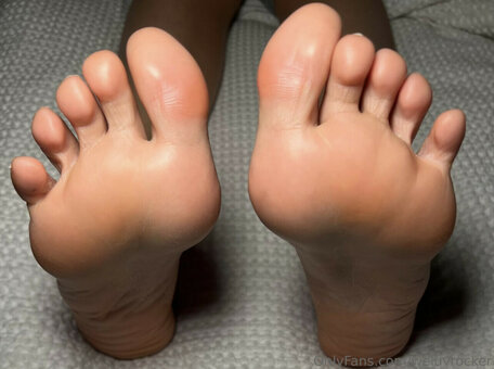 r0ckerfoo / girIfromnowear / weluvrocker Nude Leaks OnlyFans Photo 6