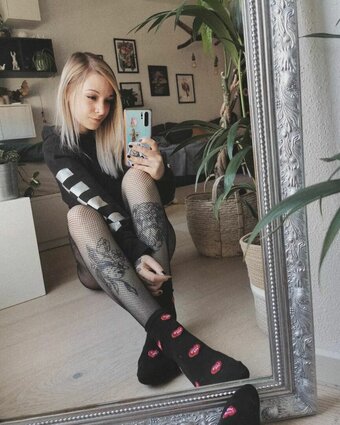 rainbowf0x / _rainbowf0x / rainbowfox86 Nude Leaks OnlyFans Photo 24