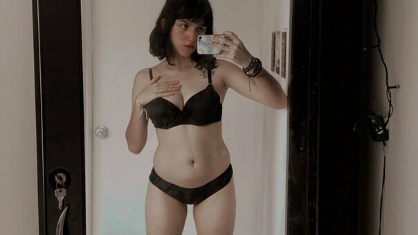 ramonalothbrok / girlwithdragontat Nude Leaks OnlyFans Photo 6