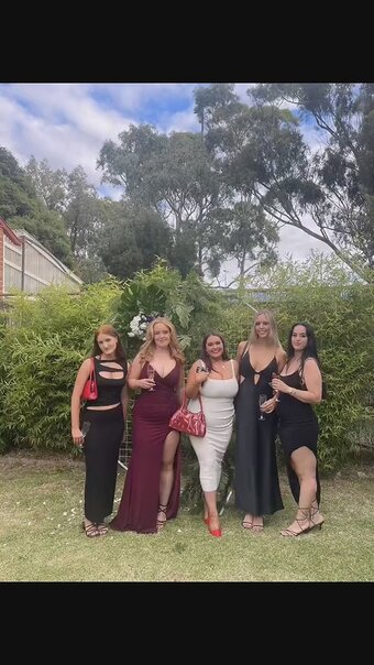 Raphaela S / raphaelaschranz / raphamilagres Nude Leaks OnlyFans Photo 13