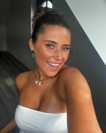 Raphaella Deuringer / raphaelladeuringer Nude Leaks Photo 29