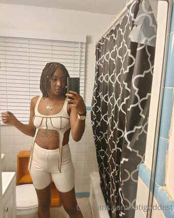 ratigoddest Nude Leaks Photo 10