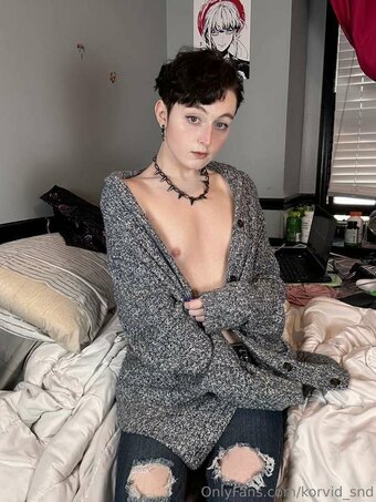 RavenTheGhost_ / https: / jordan_the_starlet / korvid_snd / raven / raven_impostor Nude Leaks OnlyFans Photo 2