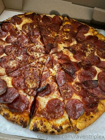 raventriplex Nude Leaks Photo 14