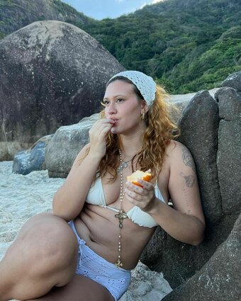 Rayca / eurayca / officialrayca Nude Leaks Photo 1