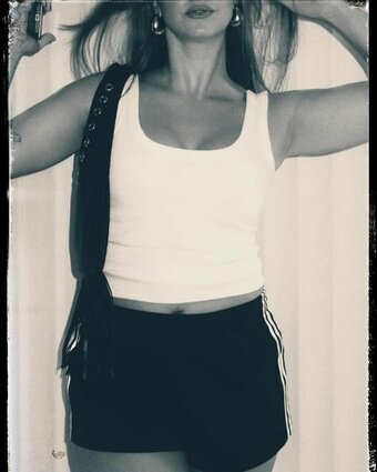 Rayca / eurayca / officialrayca Nude Leaks Photo 2