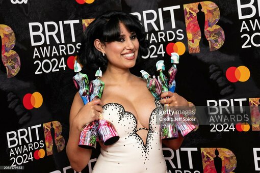 Raye Nude Leaks Photo 8