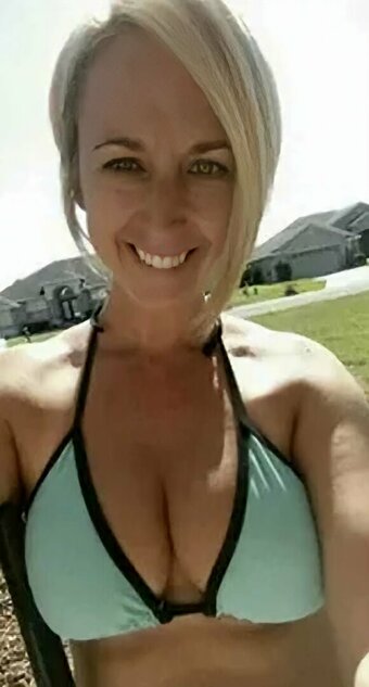 Rayna / https: / raynaartz Nude Leaks Photo 9