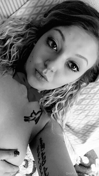 reallybre Nude Leaks Photo 13