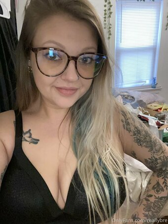 reallybre Nude Leaks Photo 17