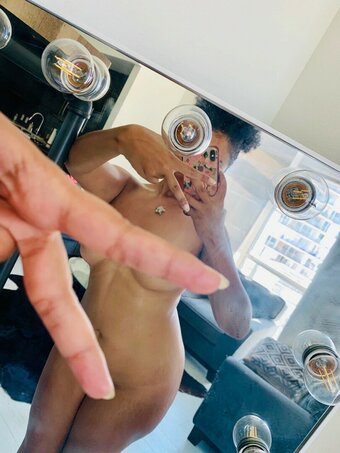reallymang / creamynutprincess / damnrenee / ethnititties / pussylightlytoasted Nude Leaks OnlyFans Photo 4
