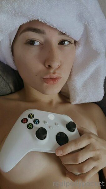 realpollypocket Nude Leaks Photo 11