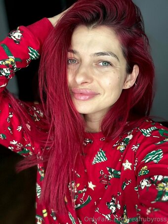 realrubyross Nude Leaks Photo 16