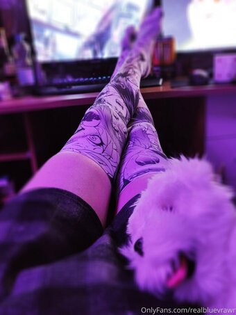 realvrawr Nude Leaks Photo 9