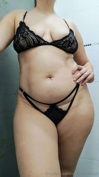 rebecapearson Nude Leaks Photo 10