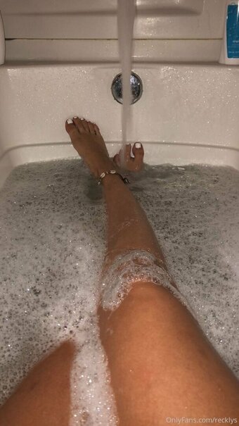 recklys Nude Leaks Photo 14