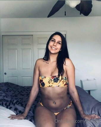 recklys Nude Leaks Photo 18