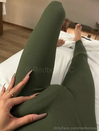 redboneac Nude Leaks Photo 22