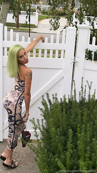 redbonephee Nude Leaks Photo 13