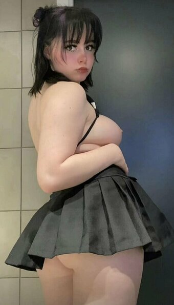 redd_neko Nude Leaks Photo 3