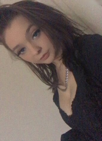 reddevil_1713 / hija_de_satanas_666_ Nude Leaks OnlyFans Photo 2