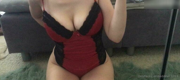 reddevil_1713 / hija_de_satanas_666_ Nude Leaks OnlyFans Photo 9