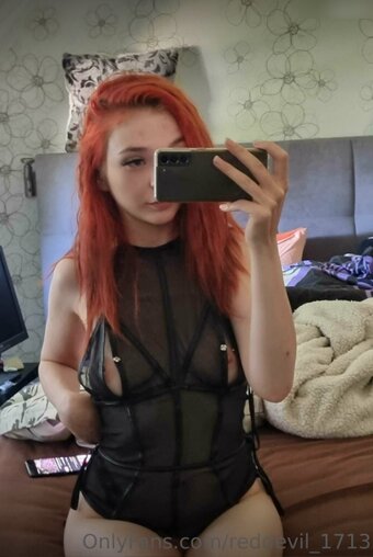 reddevil_1713 / hija_de_satanas_666_ Nude Leaks OnlyFans Photo 19